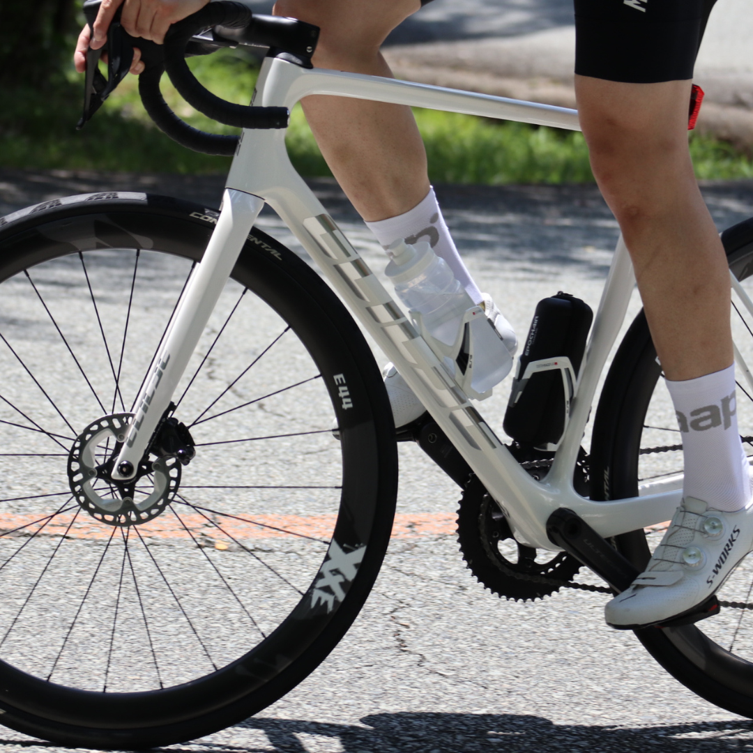 ELILEE / BLIZE Standard 105 Di2 R7170 完成車 パールホワイト