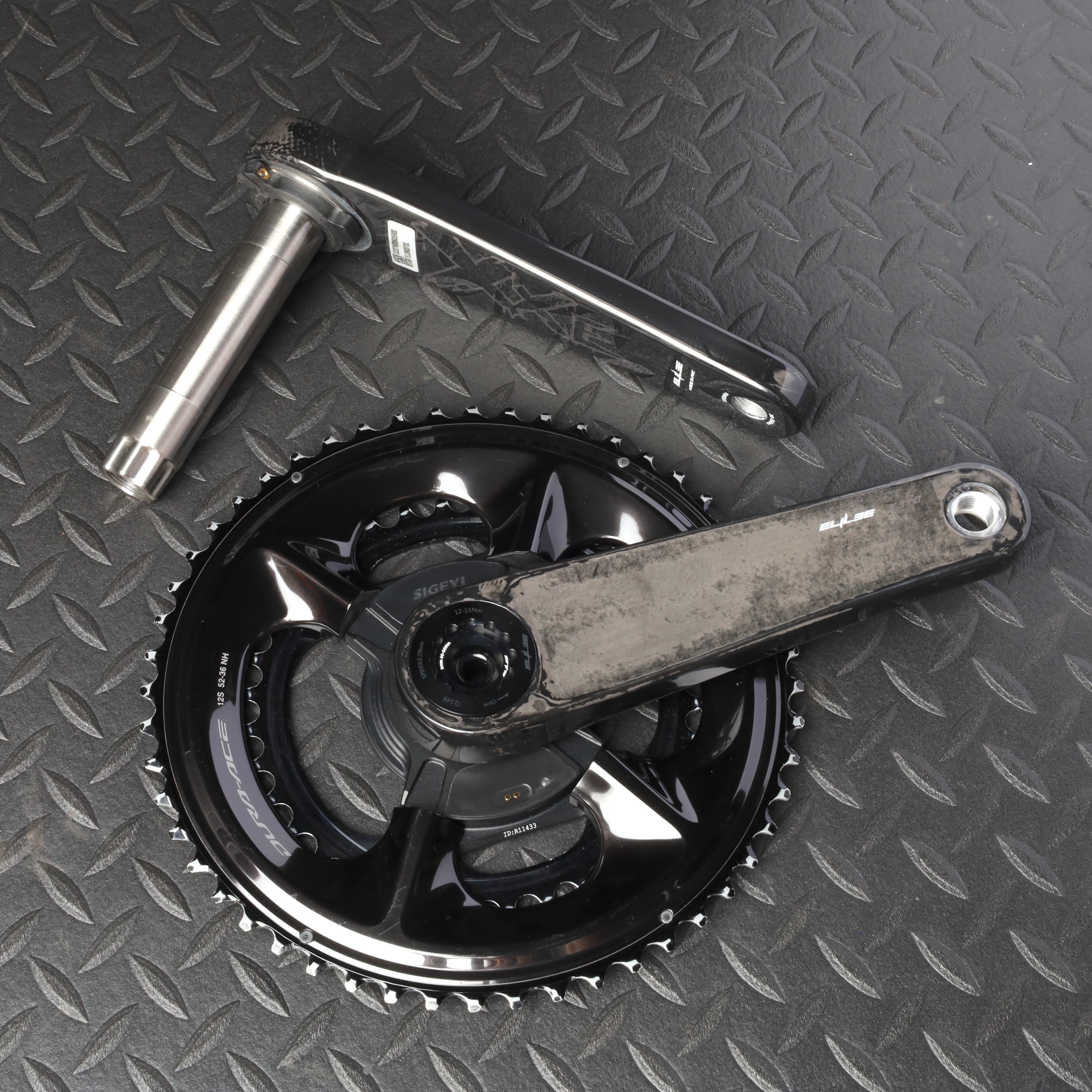 ELILEE / X310 カーボンクランクアーム チタニウムスピンドル(φ24mm)